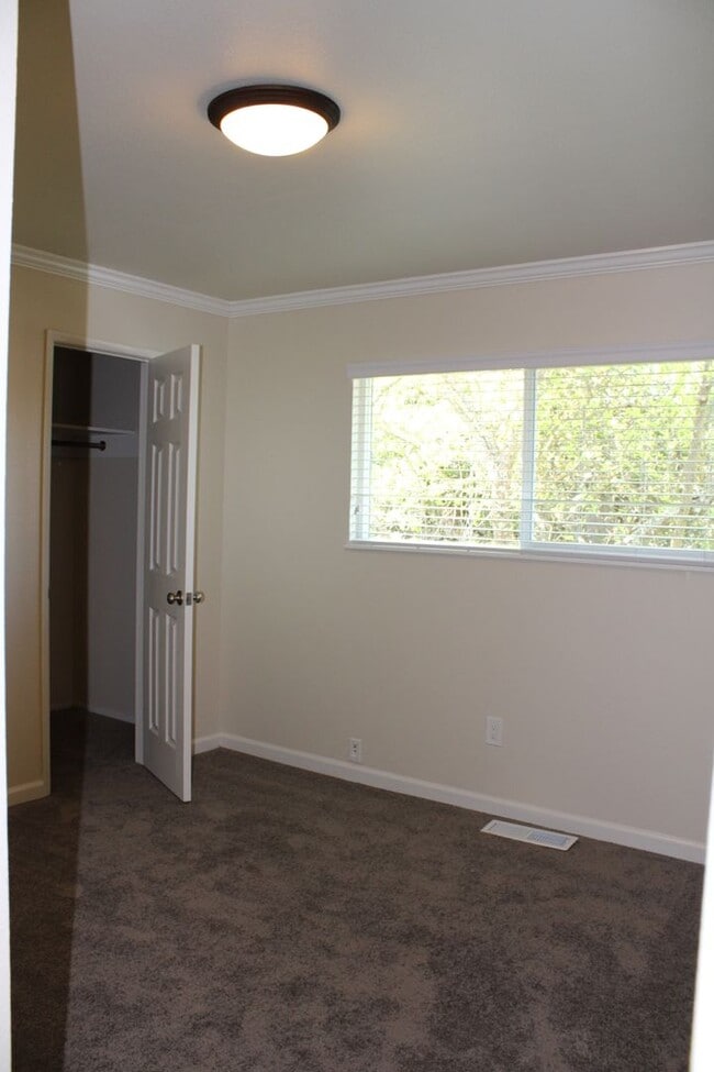 Photo - 3 Bedroom in Rincon Valley- Santa Rosa