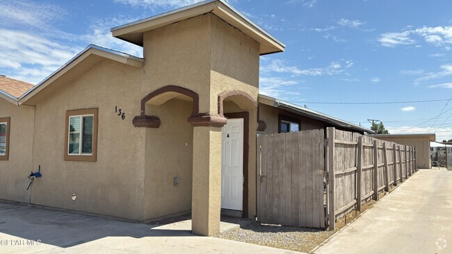 Building Photo - 136 Keeney Court Rental