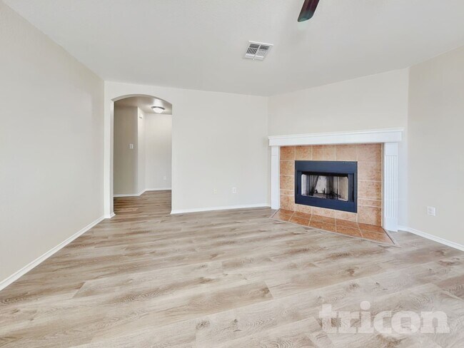 Photo - 228 Fall Creek Dr