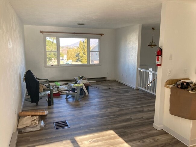 Photo - Three Bedroom House in Boalsburg Available for Mid-July