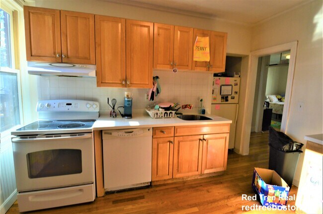 Photo - 6 Colliston Rd Unit 2