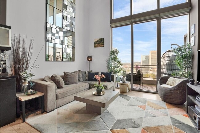 Photo - 690 SW 1st Ct Unit 2315