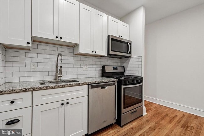 Photo - 336 Lombard St Unit 215
