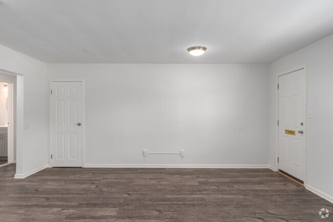1BR, 1BA - 575SF