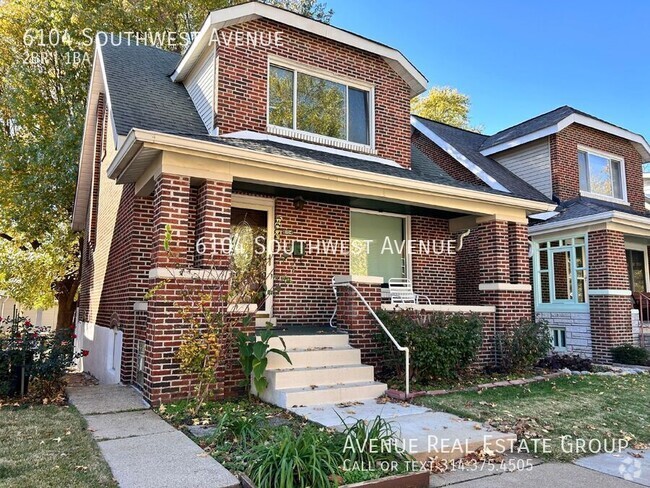 Building Photo - Charming 2-Bed Gem in St. Louis with 966 S... Rental