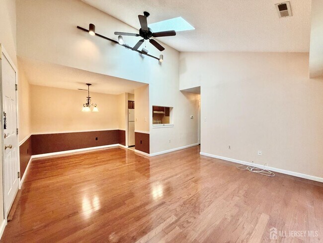 Photo - 2310 Ravens Crest Dr