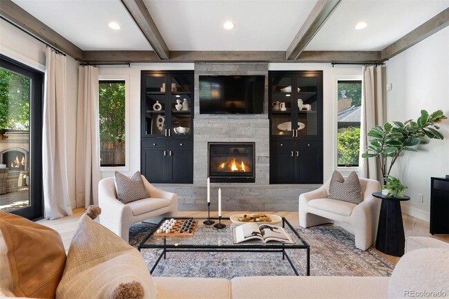 Photo - 852 Pontiac St