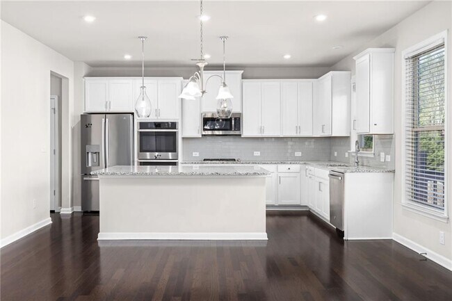 Photo - 4411 Claiborne Ct