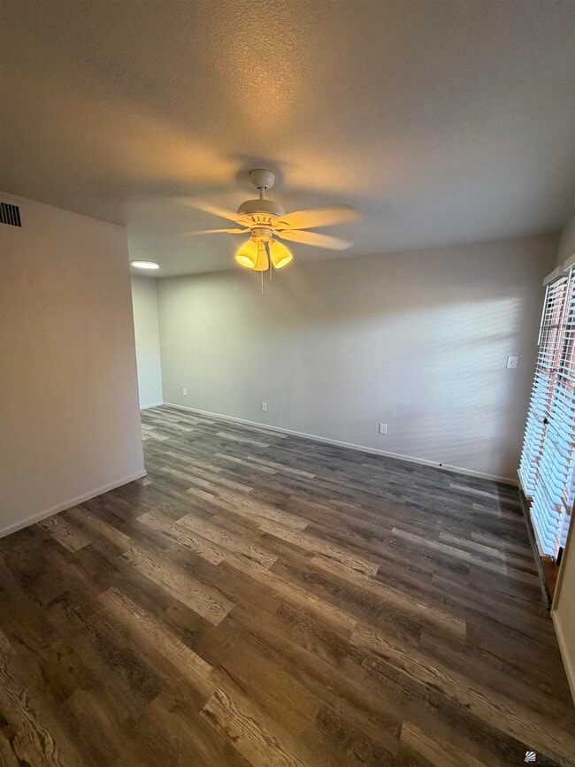Photo - 1138 S Pagent Ave