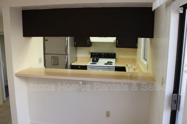Photo - 621 S Kacee Ave
