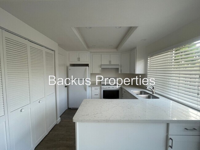 Photo - 19120 Creekside Pl