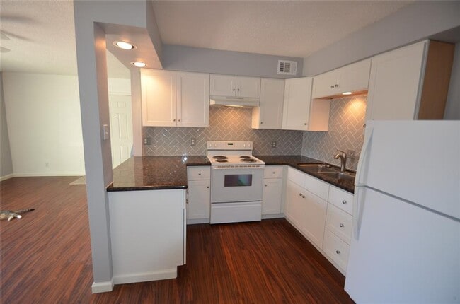 Building Photo - 5008 W Wind Trail Rental