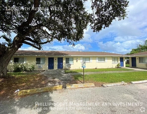 Building Photo - 1308 36th Ave W Unit E Rental