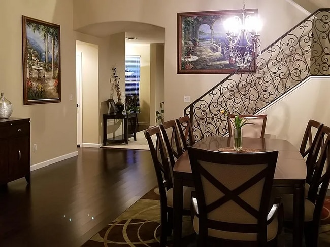 Photo - 3004 Fox Hill Dr