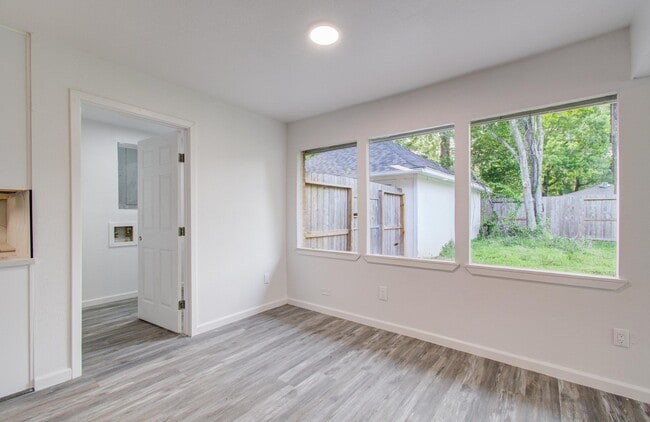 Photo - 534 Robert E Lee Dr