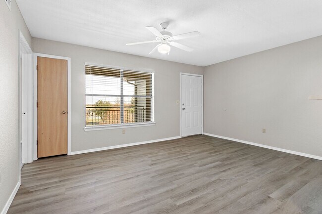 Photo - The Heights on Oak