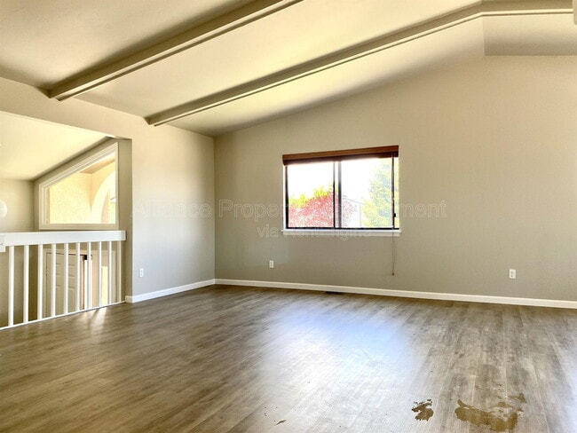 Photo - 5945 Breeze Ct