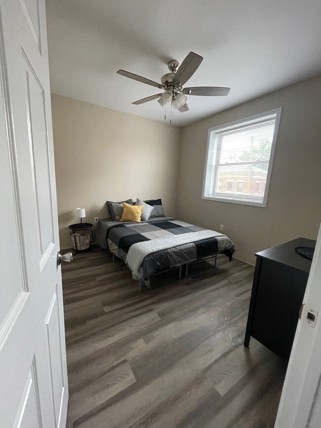 Building Photo - 643 Washington St Unit G Rental