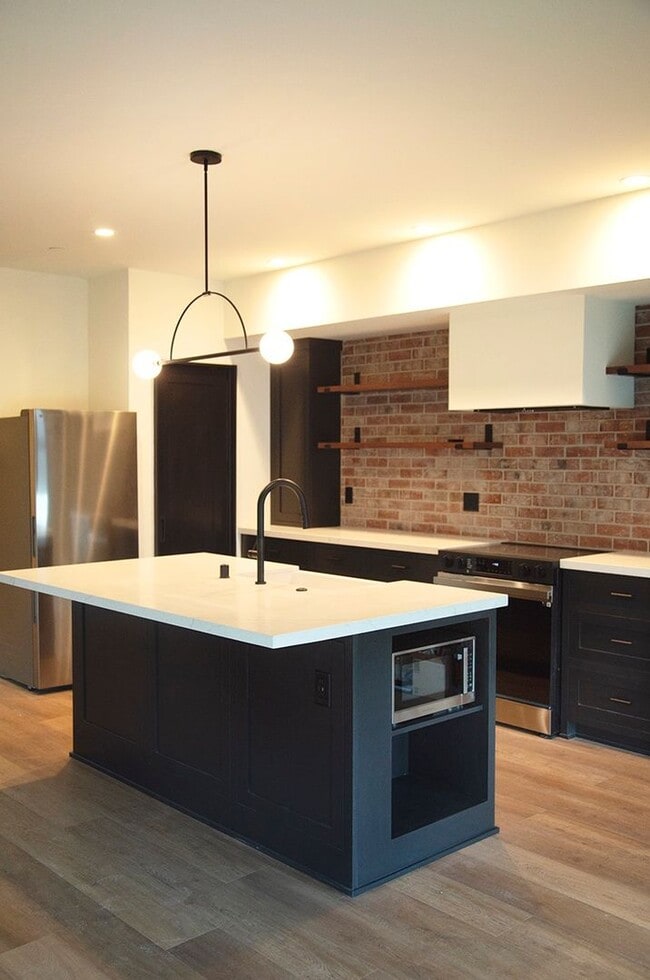 Photo - East Sacramento - New Construction 1 bedroom + office/ 1 bathroom Unit 302