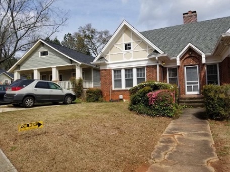 Building Photo - 144 Adams St