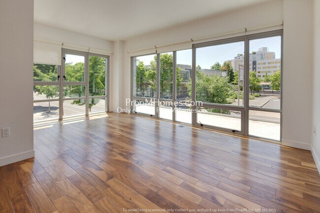 Photo - Luxurious One Bedroom Condo at the Pearl District Waterfront! Unit 210