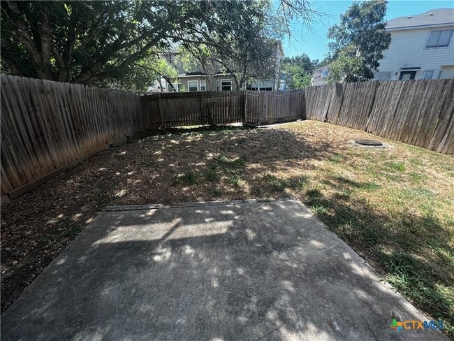 Photo - 125 Cedargrove