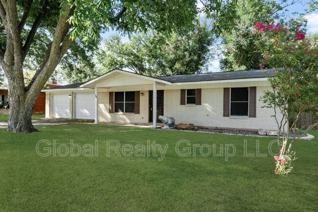 Photo - 138 Bobolink Dr