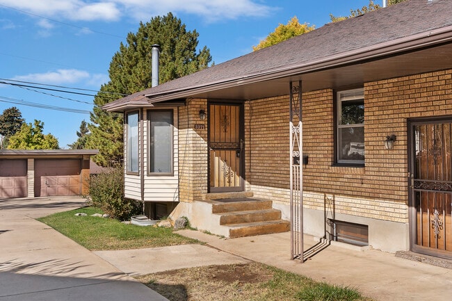 Photo - 3371 Quincy Ave Unit 3371