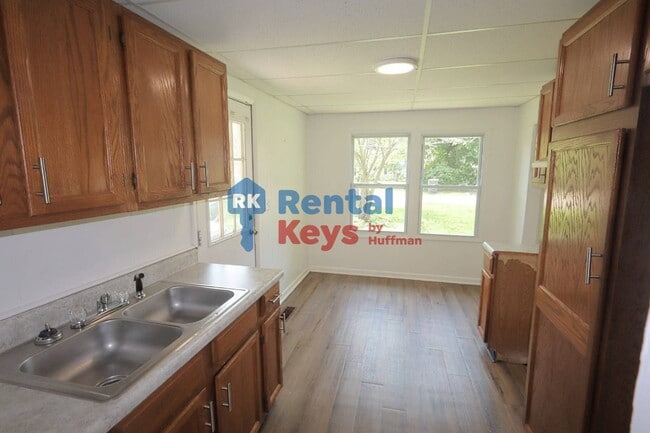 Photo - 2114 Cass Ave