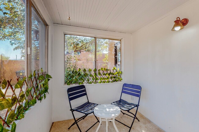 casa de correo - 2124 Eton Ave SE