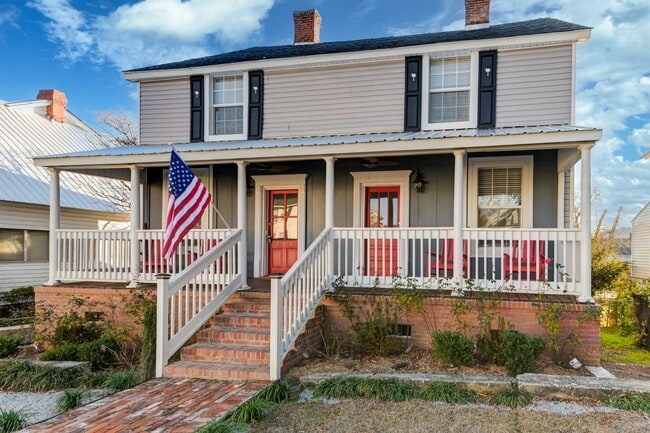 Building Photo - 203 Oliver St