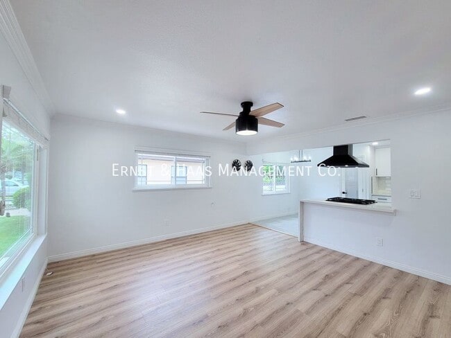 Photo - 5019 Ashworth St