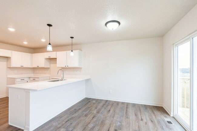 Photo - NEW CONSTRUCTION!! 3 Bedroom, 2 Bath Home in Altoona