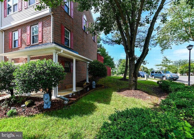 Photo - 1401 Deep Gorge Ct