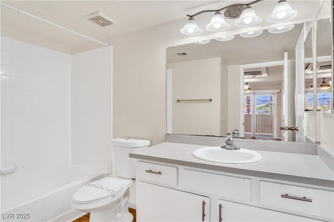 Photo - 2300 E Silverado Ranch Blvd Unidad 2003