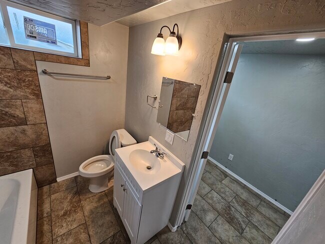 Photo - 535 S Grant Ave Unidad C