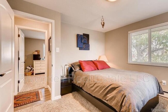 Photo - 5406 Cody St