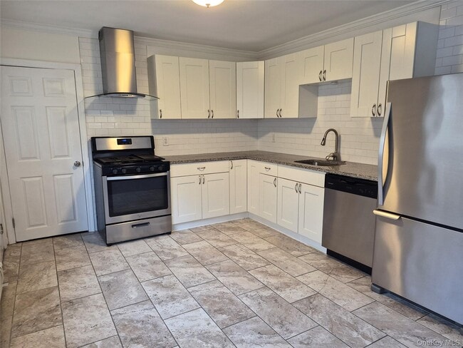 Photo - 27 Oakwood Dr