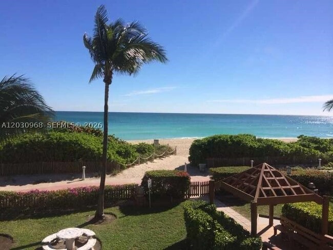 Building Photo - 6767 Collins Ave Unit 206
