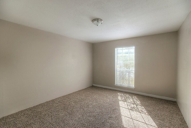 Oaks of Baytown Apartments