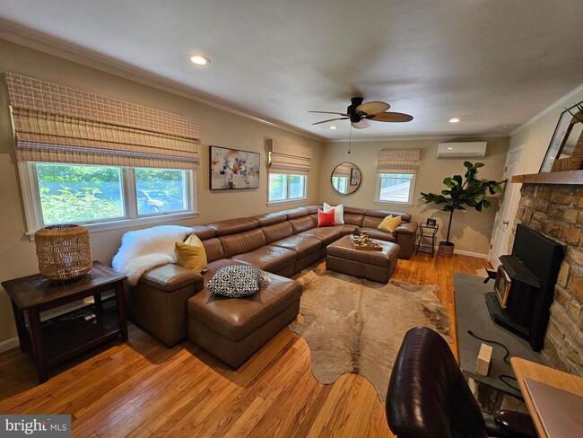 Photo - 1244 Reed Ln