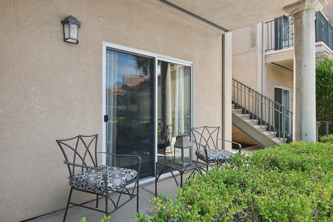 Crescent Heights Luxury Apartment Homes