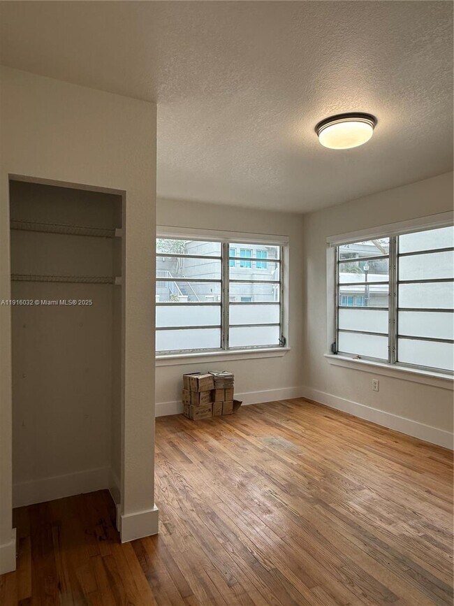 Photo - 723 2nd St Unit 1