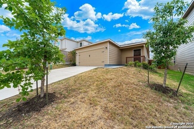 Photo - 3 Bedroom/2 Bath Silver Canyon Subdivision