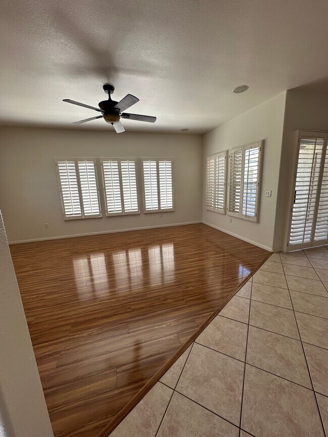 Photo - MUST SEE 2 BEDROOM CONDO IN SUMMERLIN!