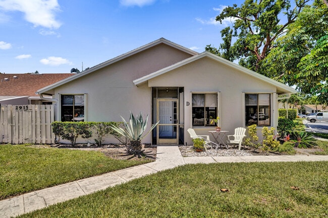 2915 NW 12th St