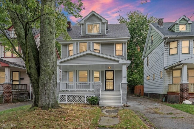 Building Photo - 3303 E 118th St