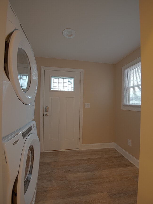 Photo - 43 E Bald Eagle St