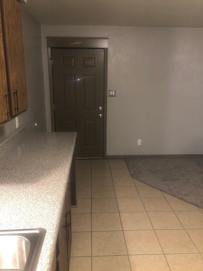 Photo - 205 E Dunklin St