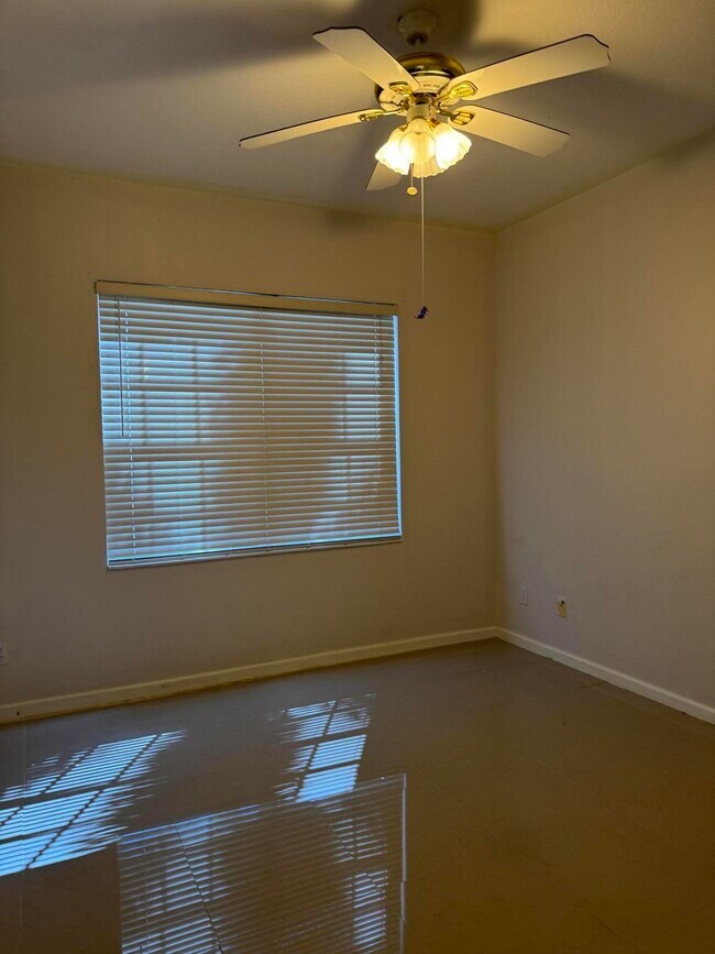 Photo - 2264 Newport Isles Blvd